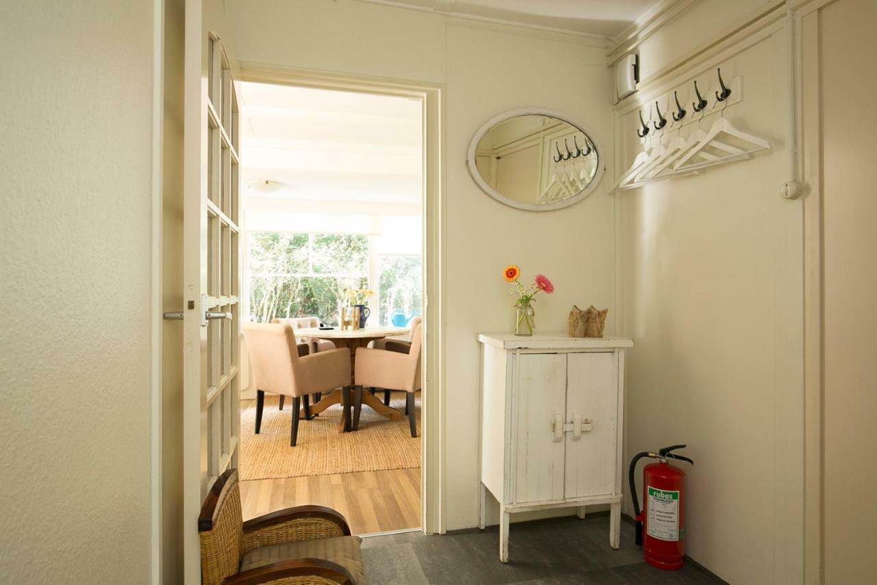 Bed & Breakfast Huisje Linda *